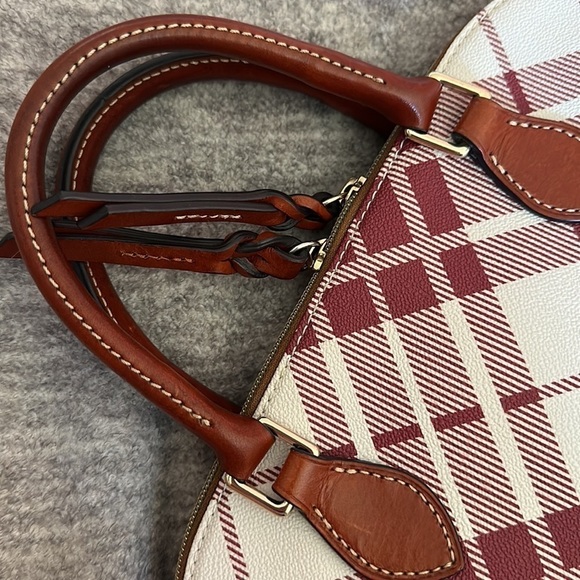 Vintage Dooney and Bourke Cranberry Plaid Leather Zip Zip Domed Satchel Handbag - Picture 11 of 12